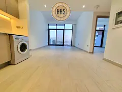 Huge layout | High Floor | Amazing View | 4chqs |