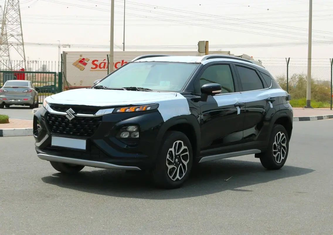 Suzuki Fronx 2026 — photo 1 of 20