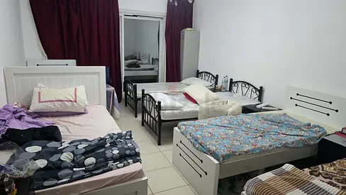 Room bed space for rent in jvc