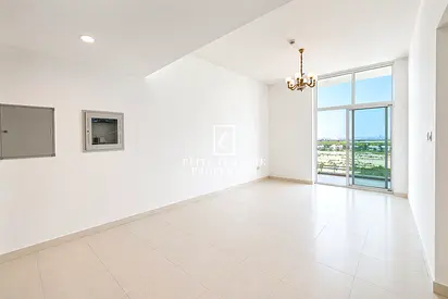 Corner unit with 2 garden view in balcony | Investor Deal | Spacious