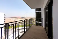 High Level Corner Unit with Skyline + Park View