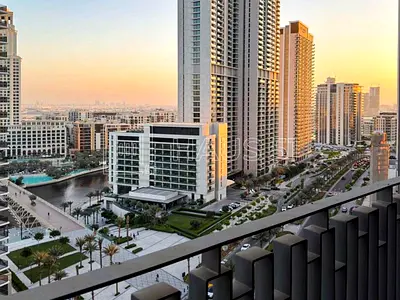 VACANT | WATERFRONT LIVING | MODERN 2 BEDROOM