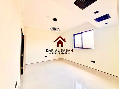 6 cheque payment/deposit cheque/1 month free/with balcony/ready to move!