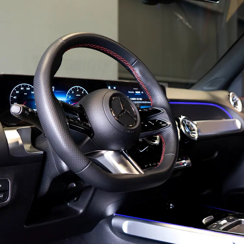 Mercedes-Benz GLB-Class 2025
