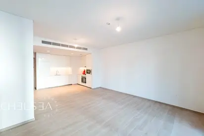 MID FLOOR | DUBAI SKYLINE VIEW | SEMI FURNISHED