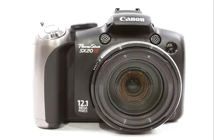 Canon PowerShot SX20 IS digital camera