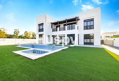 Corner Unit | Private Pool | Available 8th of July
