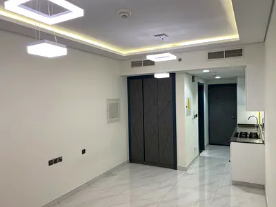 VACANT | ELEGANT STUDIO | PRIME LOCATION