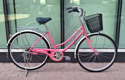 High quality Japanese imported Cute Cruiser Bike 6 speed Shimano Size 26 Perfect Condition