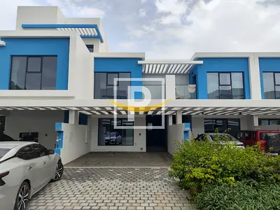 Elegant 4BR Townhouse | Brand New | Keys In Hand