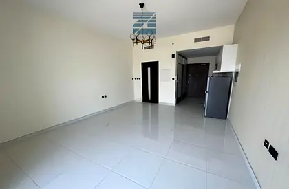 Studio Apartment | Wavez Residence Liwan | Balcony & Open Views