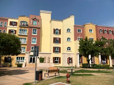 Spacious Studio | Vacant | Near Metro