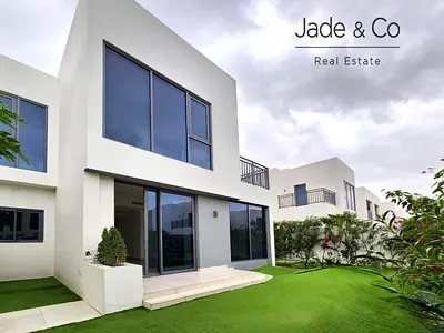 Community Expert | Unfurnished | Well Maintained
