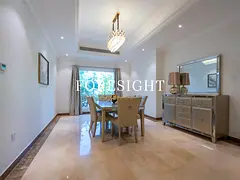 Exclusive Lake-Facing 4BR Villa | Jumeirah Islands