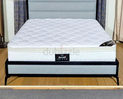 Mattress with top foam 180x200cm King size mattress.  Same day delivery available