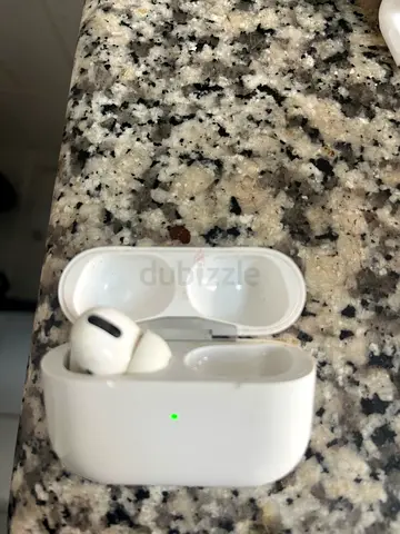 Original Apple AirPods Pro (1st Gen) - Left Earbud + MagSafe Charging Case ONLY 🎧