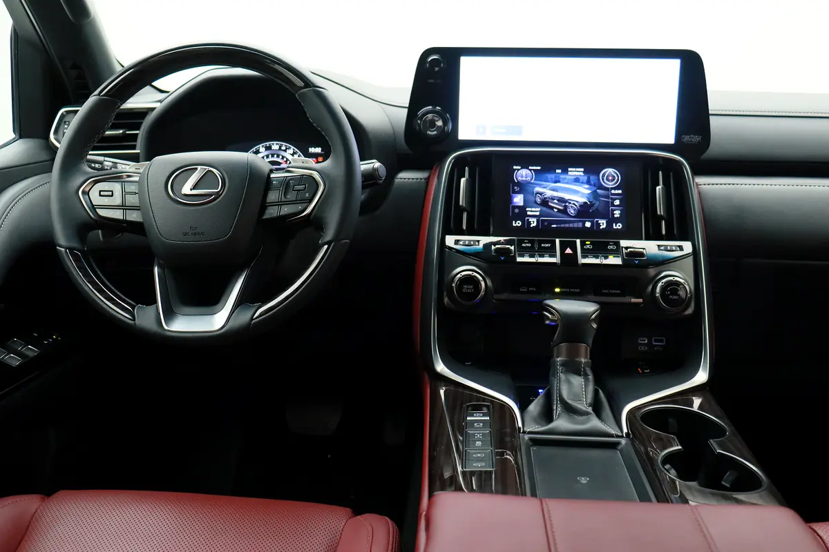 Lexus LX-Series 2024