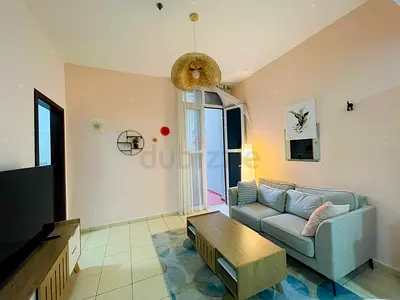 JVC BAEUTIFUL 1 BR FULLY FURNISHED DIRECT FROM OWNER  NO COMMISION VACANT- READY TO MOVE