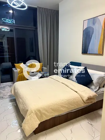 Vacant |Fully Furnished |Community View