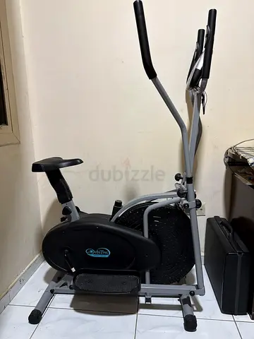 Used Elliptical Cross Trainer with Adjustable Resistance -Excellent Condition