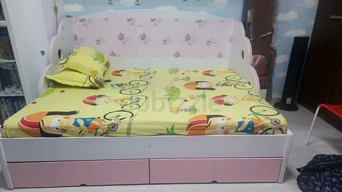 Queen Size customised Bed for kids room with mattress in Perfect Condition