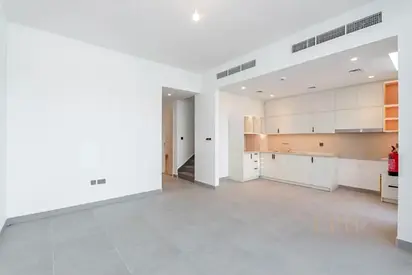 Single Row | Landscaped | Spacious Layout