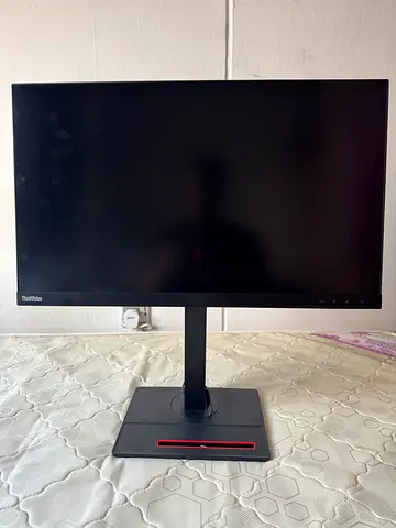 Lenovo ThinkVision Monitor 24 inch