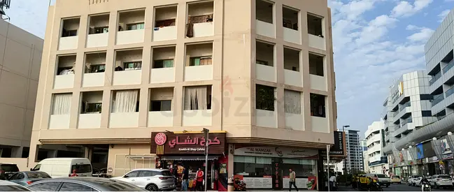 Bed space available for male any nationality from today!!