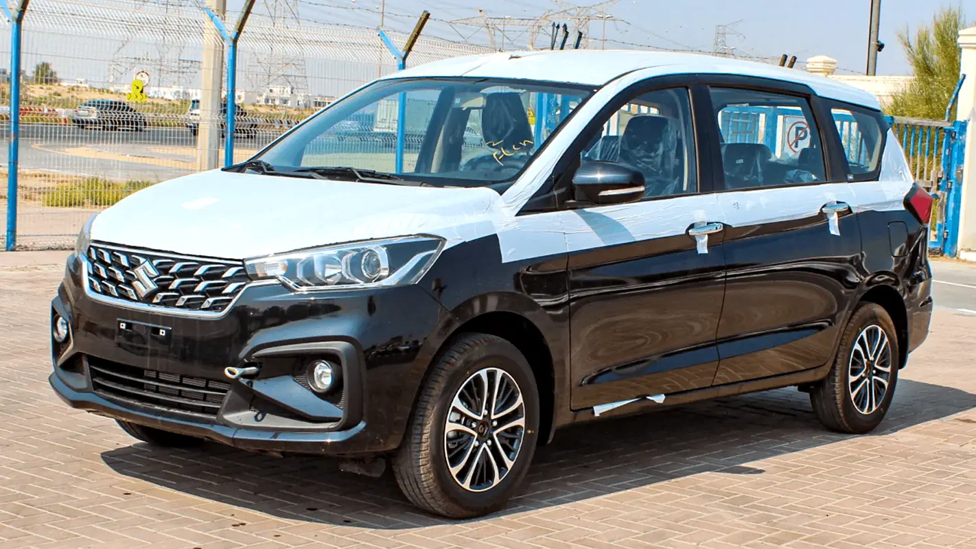 Suzuki Ertiga 2026 — photo 1 of 18