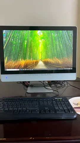 All-in-One Desktop PC with Keyboard  Mouse - Good Working Condition