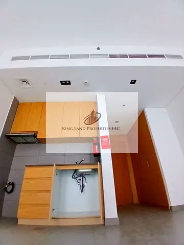 Luxury 1 BHK Apartment | Free Gym, Pool & Parking | Prime Location 🌟swimming pool view
