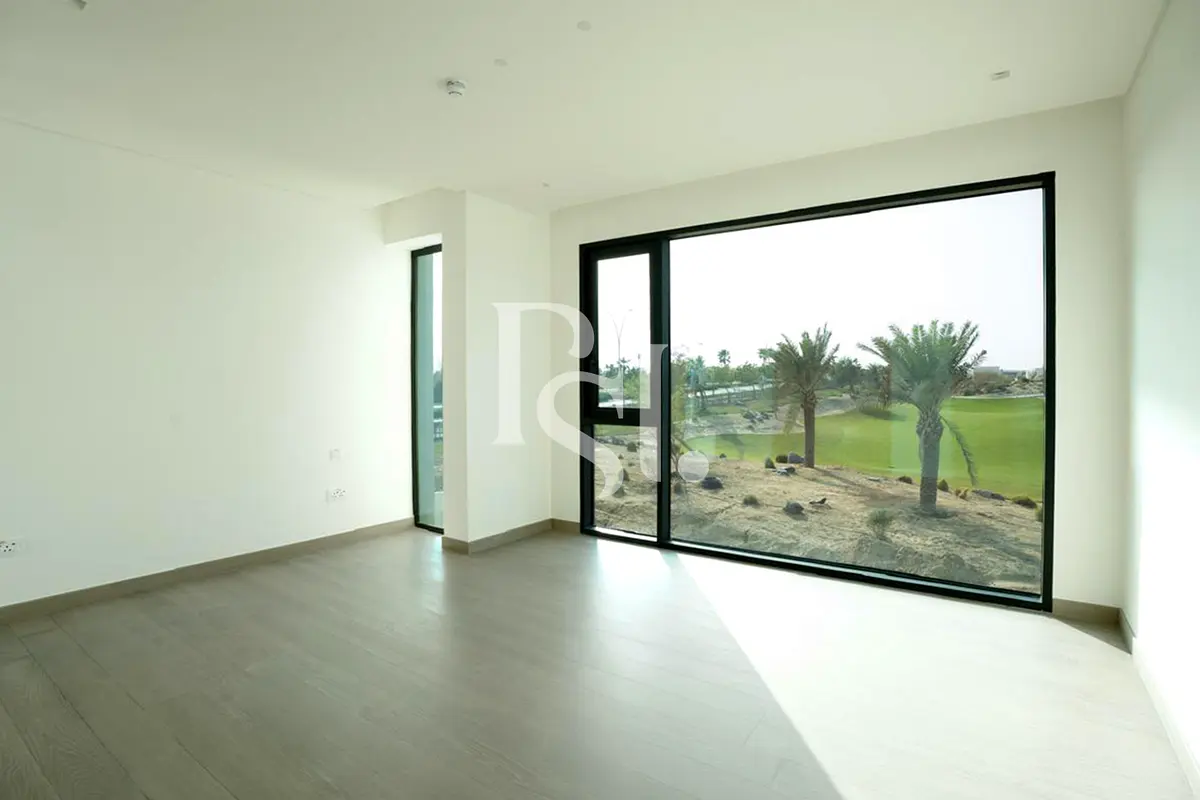 Full Golf View | Corner Unit | Premium Finishing!