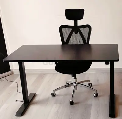 Adjustable Height Black Office Desk with Ergonomic Mesh Chair