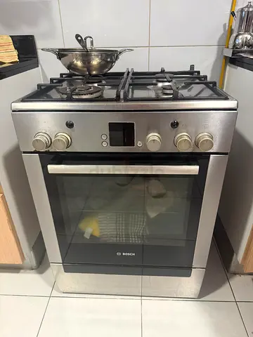 Cooking range