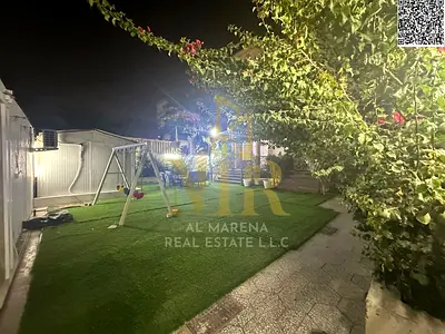 Villa in Al Rawda 2, two floors, 5 rooms, at a special price including electricity, water, and air
