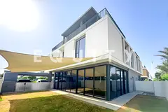 Corner Unit | Genuine Listing | Exclusive | 4 BR