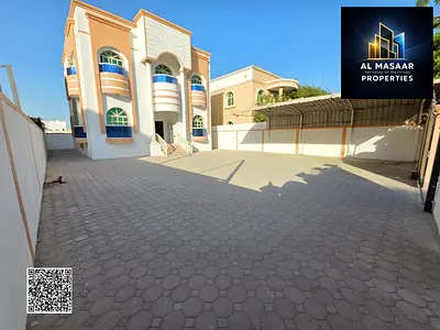 فيلا مستعملة 5 غرف للبيع في الروضة 3 | مساحة 5000 قدم | 1.75 مليون شامل كهربه ومياه ومكيفلات الخدمات