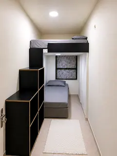 LOFT PARTITION WINDOW NO COMESSION