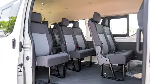 2026 Toyota HIACE — фото 9