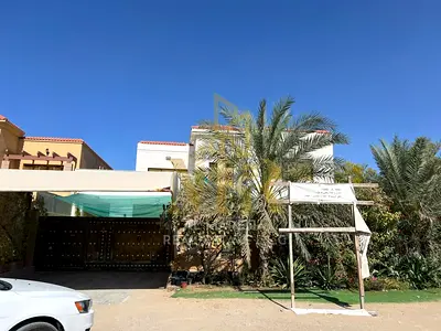 Corner Luxury Villa for Sale in Al Rawda 1 – Including Electricity, Water & AC A fantastic opportunity to own a spacious corner villa in Al Rawd