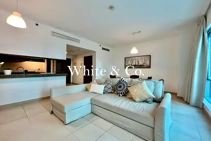 1 Bed | Furnished | Vacant | Large layout