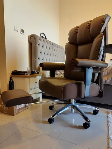Fully Adjustable, 360° Recliner Office Chair