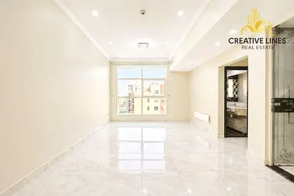 Luxurious 1bhk available with appliances kitchen near to bus stop and pond park/gym pool parking free