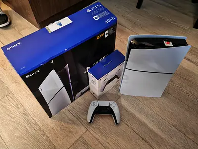 Sony PlayStation 5 Console with DualSense Controller - Good Condition (1y old)