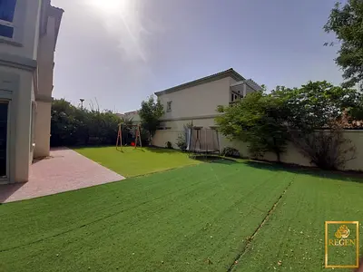 Vacant | Well Maintained | Landscaped Garden
