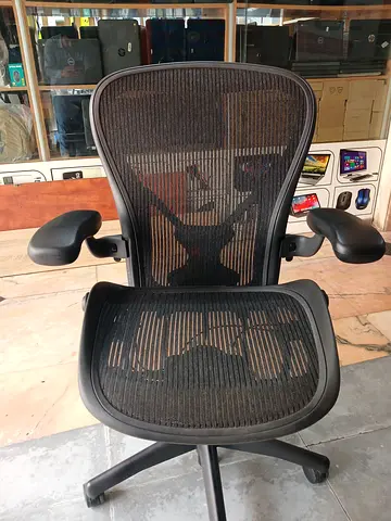 Aeron Herman Miller Office Chair type B and C Ultimate Comfort