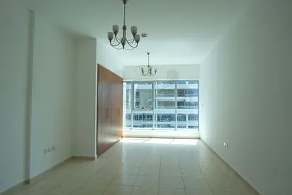 441 SQFT | Pool View | Mid Floor