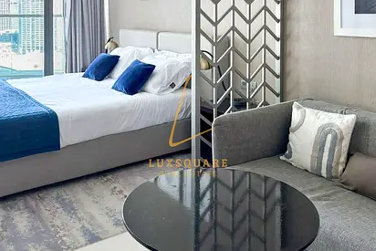 Spacious Studio I Fully Furnished I Canal View