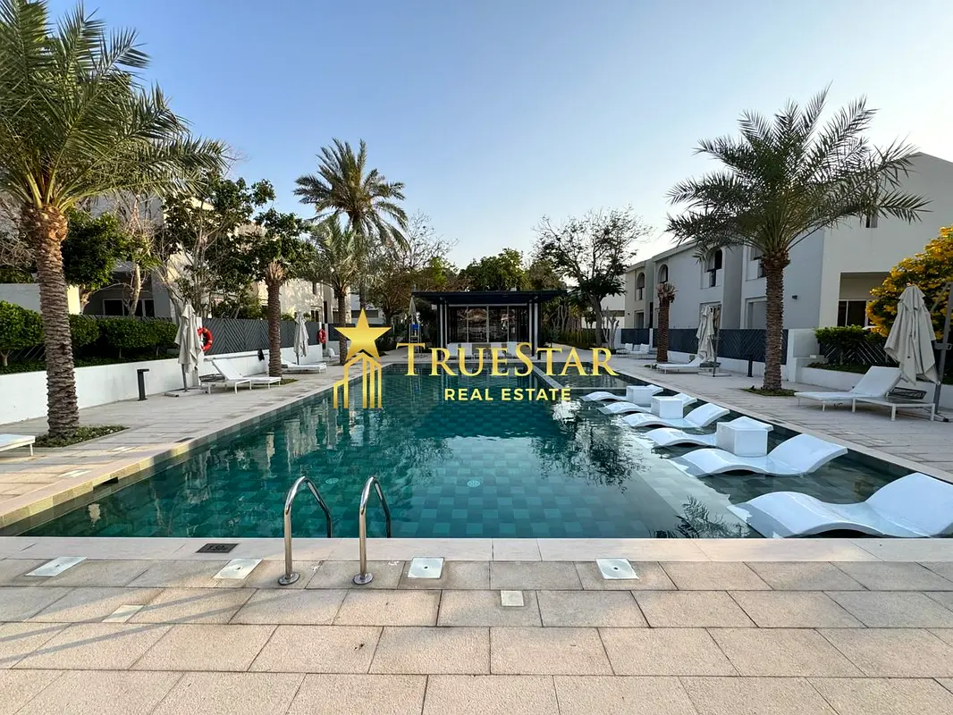 FULLY RENOVATED 4BR+STUDY+MAIDS SHARED POOL GYM SQUASH TENNIS