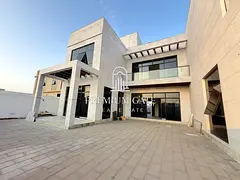 Brand new | Modern | 5BR | Prime location | Maids